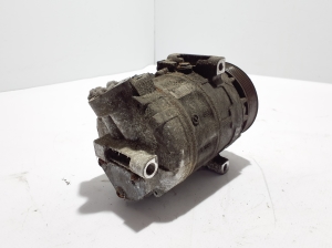 RENAULT Trafic III (2014–2022) Klimakompressor 926001732R - 2