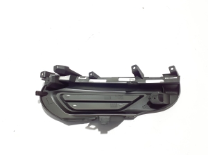 VOLVO XC60 (2017–2026) Front bumper lower grille 31425181 - 5