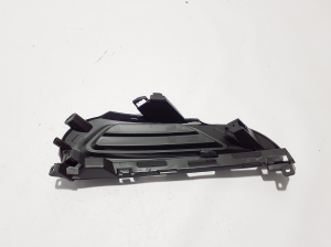 VOLVO XC60 (2017–2026) Front bumper lower grille 31425182 - 4