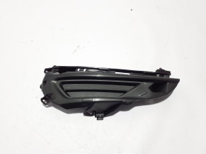 Front bumper lower grille - 31425182