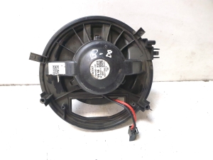 Volkswagen Passat B8 (2014–2023) Heizungsgebläsemotor 3Q1819021A - 4