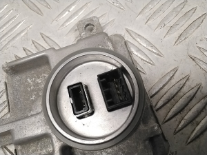 AUDI A4 B8 (2007–2016) Xenon headlight control unit 8K0941597E - 2