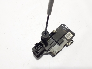 VOLVO XC90 (2002–2014) Rear side door lock 30784978 - 3