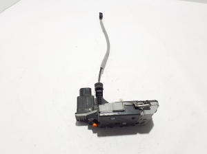 VOLVO XC90 (2002–2014) Rear side door lock 30784978 - 4