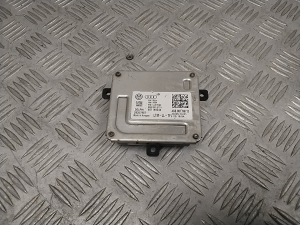 Xenon headlight control unit - 4G0907697D