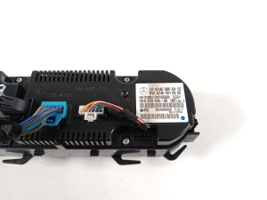 Mercedes Benz A-Class 176 (2012–2018) Heater control panel A2469008415 - 3
