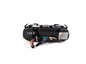 Mercedes Benz A-Class 176 (2012–2018) Heater control panel A2469008415 - 5