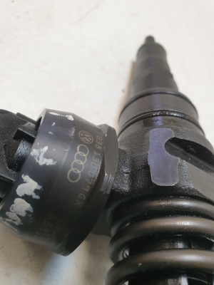 Volkswagen Touran I (2003–2010) Injektor Einspritzdüse 038130079GX - 3