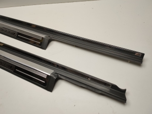 Mercedes Benz S-Class 220 (1998–2005) Inner sill trim A2206804435 - 5