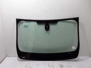 RENAULT Trafic III (2014–2022) Windshield 727124692R - 2