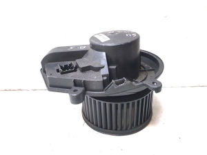 Volkswagen Passat B5 (1997–2005) Salongi puhuri mootor 740221233F - 4