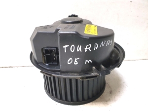 Heater blower motor - F983228M 1K1820015C