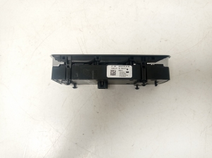 Mercedes Benz C-Class 204 (2007–2014) Front door glass switch A2048703558 - 2