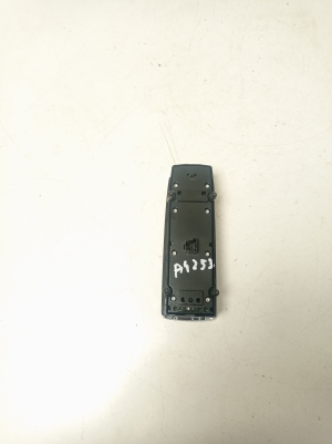 Mercedes Benz C-Class 204 (2007–2014) Front door glass switch A2048703558 - 4