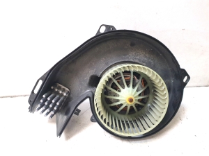 Opel Zafira B (2005–2014) Salongi puhuri mootor 93446 25080905 52488536 - 3
