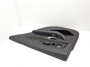 Mercedes Benz E-Class W213 (2017–2026) Verkleidung Tür hinten A2137300270 - 2