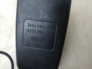 Mercedes Benz C-Class 204 (2007–2014) Tagaistme turvavöö lukk A2048602569 - 2