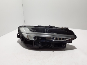 Scheinwerfer vorne - 32337683