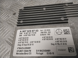 Mercedes Benz Sprinter W 907 (2018–2026) Radio (head unit) A9079008703 - 2
