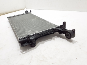 VOLVO XC40 (2017–2026) Cooling radiator 31461875 - 2