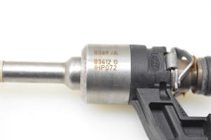 Volkswagen Golf VI (2008–2013) Fuel injector 03C906036F - 3