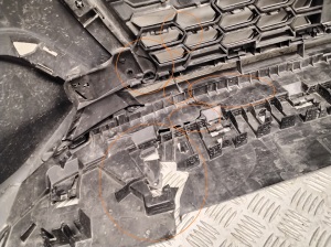 AUDI A3 8Y (2020–2026) Esikaitseraud 8Y0807437 - 5
