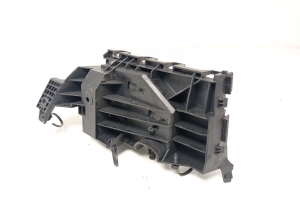 Ford Mondeo V (2014–2018) Kaitsmeplokid HG9T14A301AA - 4