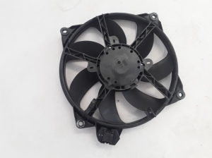  Cooling fan 