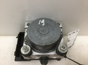 NISSAN Note E11 (2005–2014) ABS unit 0265231732 - 2