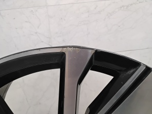 VOLVO XC40 (2017–2026) Rim 32134538 - 5