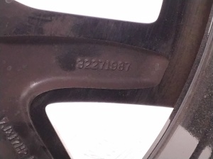 VOLVO V60 (2018–2026) Velg 32271987 - 2