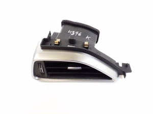   Armatuurlaua ventilatsioonivõred  - HX73018B09AE 