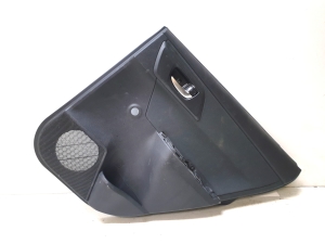 Tagumise külgukse polster ja selle osad - 6778702110