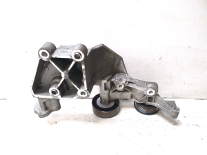 Hyundai Santa Fe (2018–2026) Alternator belt tensioner - 4