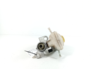 Porsche Panamera 970 (2009–2016) Brake master cylinder 97035591000 - 2