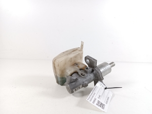 Porsche Panamera 970 (2009–2016) Brake master cylinder 97035591000 - 3