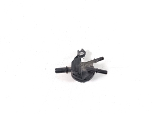 Porsche Panamera 970 (2009–2016) Other valve 7P5121671 - 2