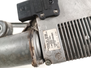 Porsche Panamera 970 (2009–2016) Windshield wiper mechanism and its parts - 3
