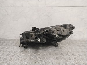 Skoda Enyaq iV I (2020–2026) Scheinwerfer vorne 5LB941016A - 5