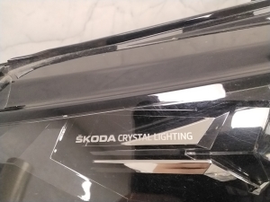Skoda Enyaq iV I (2020–2026) Scheinwerfer vorne 5LB941016A - 9