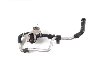 Porsche Panamera 970 (2009–2016) Auxiliary water pump 97057222500 - 3