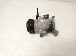   Air conditioner compressor 