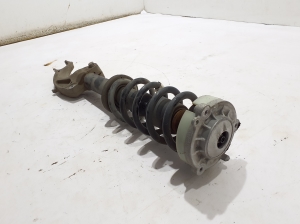 AUDI A6 C8 (2018–2025) Front shock absorber and its components - 3