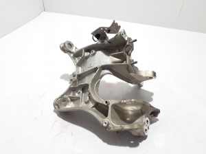 AUDI A6 C8 (2018–2025) Halter Hilfsrahmen vorne 80A399296S - 2