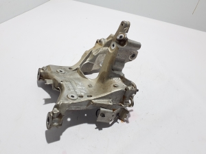 AUDI A6 C8 (2018–2025) Halter Hilfsrahmen vorne 80A399296S - 4