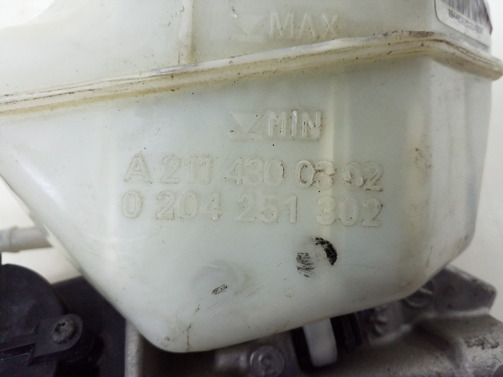 MERCEDES-BENZ CLS-Class C219 (2004-2010) Brake Cylinder A0004300312 20982313