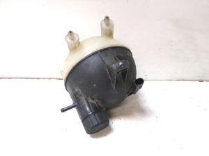 Mercedes Benz A-Class 169 (2004–2012) Coolant reservoir 1695000149 - 4
