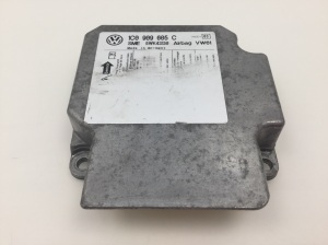 Airbagsteuergerät - 1C0909605C