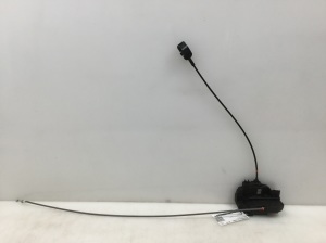 Tailgate lock