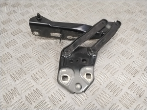 VOLVO XC40 (2017–2026) Hood hinge 32297490 - 3